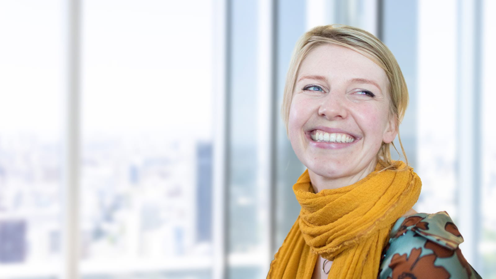  Υπάλληλος CSL